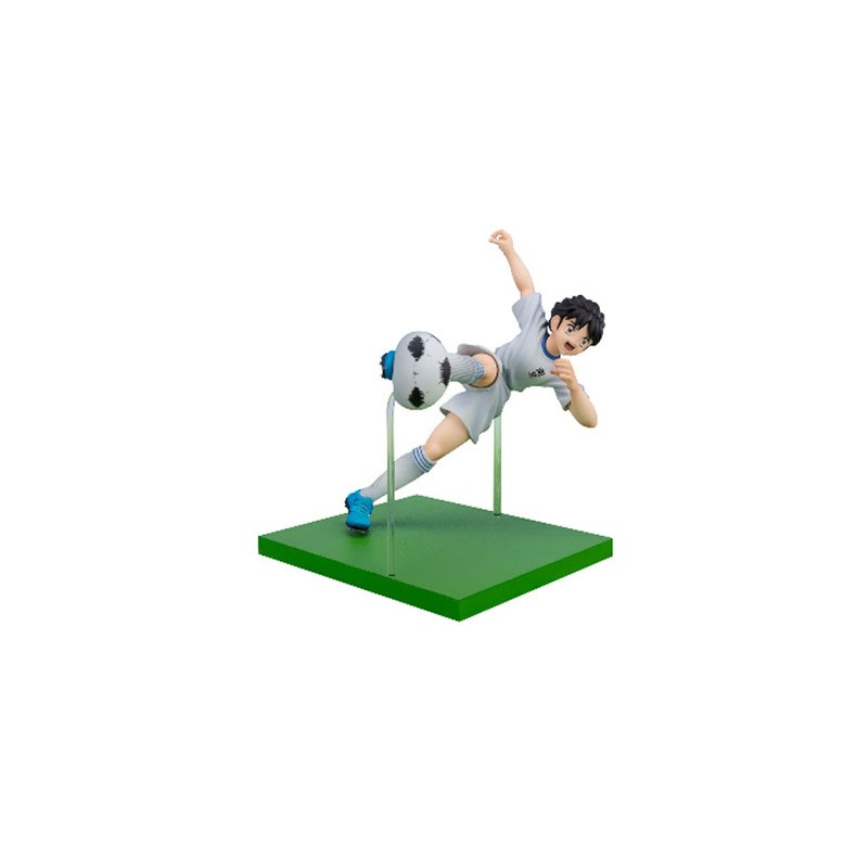 Figurine Statique - Olive & Tom - Ben Becker / Misaki  - Pose de tir
