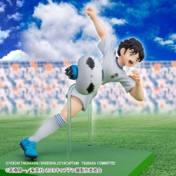 Figurine Statique - Olive & Tom - Ben Becker / Misaki  - Pose de tir