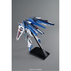 Maquette - Master Grade - Gundam - Freedom ver. 2.0