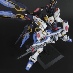 Maquette - Perfect Grade - Gundam - Strike Freedom Gundam