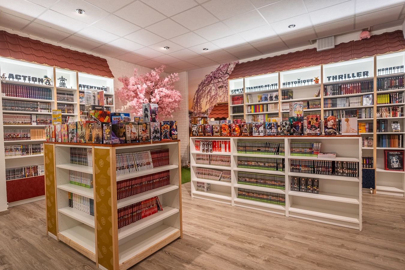 Vue intérieure de la boutique Ikigai Manga Shop